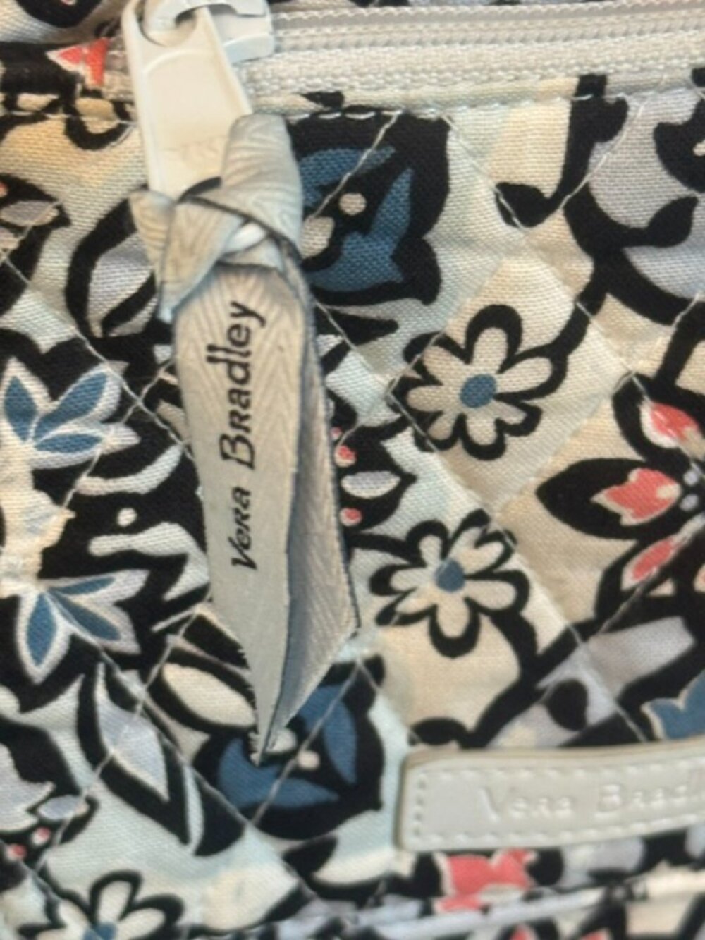 Vera Bradley Quilted Crossbody Bag Medallion Floral Paisley Cotton Hipster Purse - Picture 5 of 15